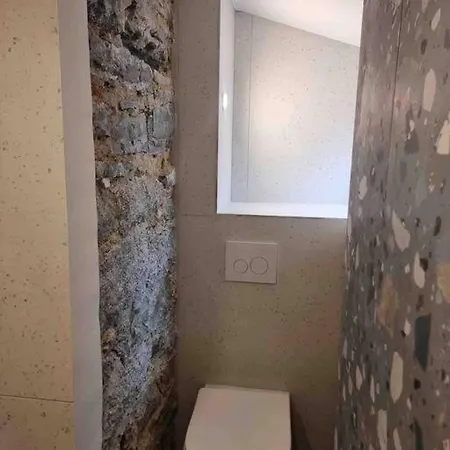 Au Coeur De La Apartment