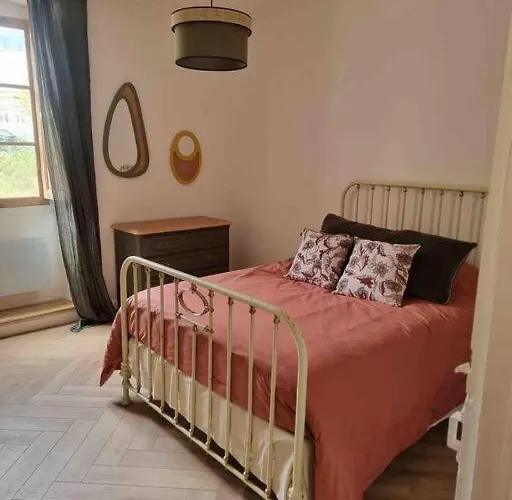 Au Coeur De La Corte (Corsica)